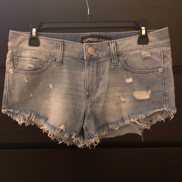 Express Pants - Express cutoff shorts size 4